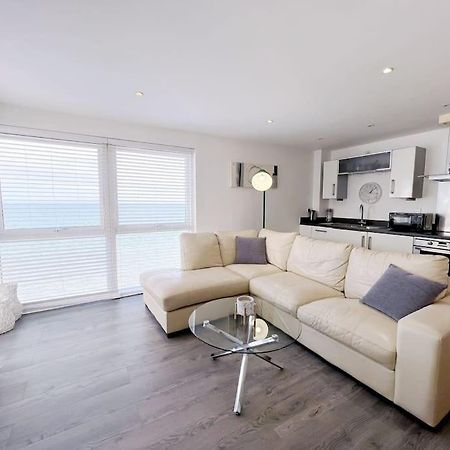 Stylish Seaview One-Bedroom Apt Swansea Eksteriør bilde